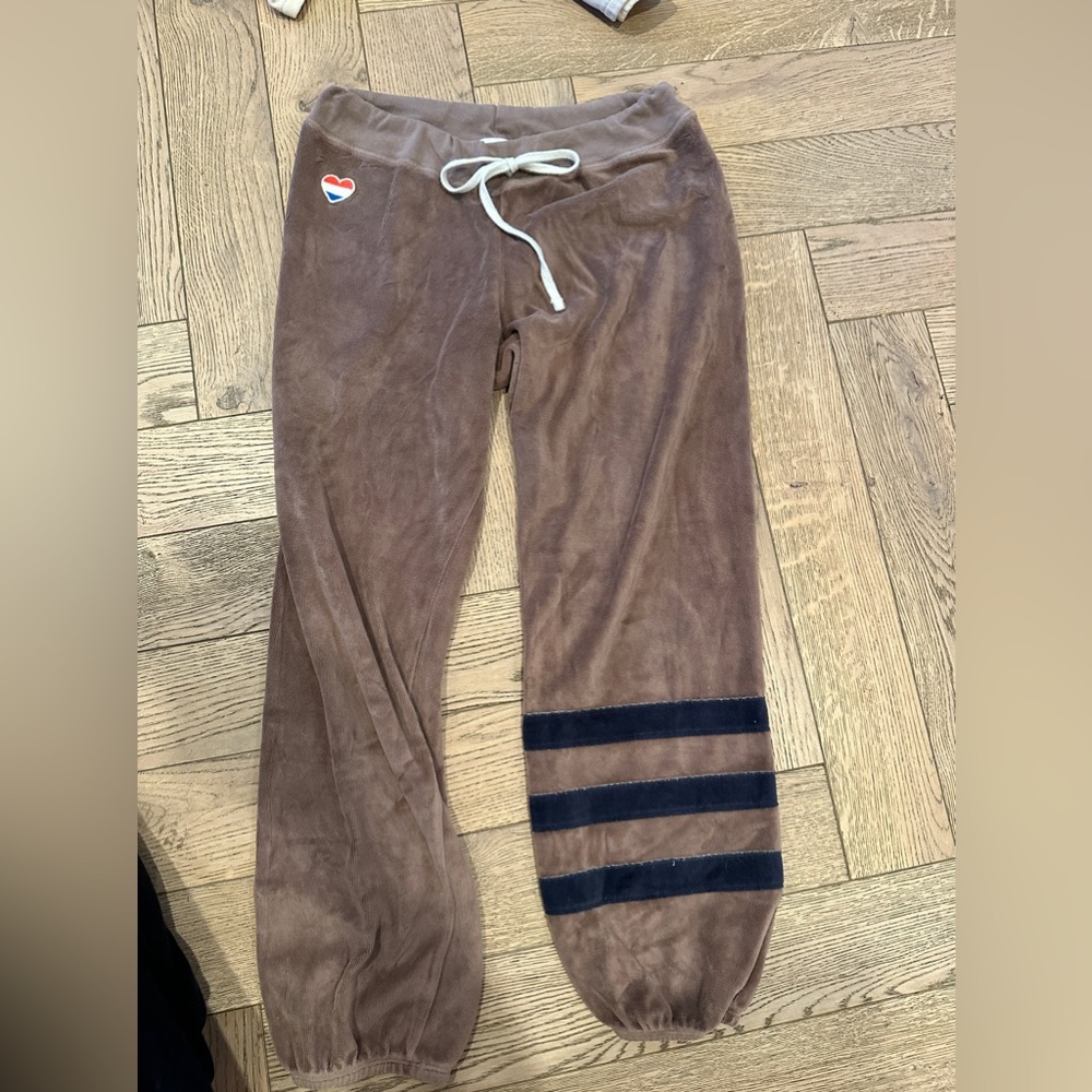 SUNDRY sweatpants. Size 3. Velcro. Excellent condition